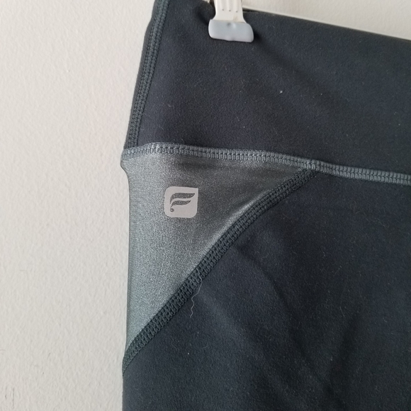 Fabletics Salar Statment Powerhold Green Shimmer Colorblock leggings - Picture 11 of 12